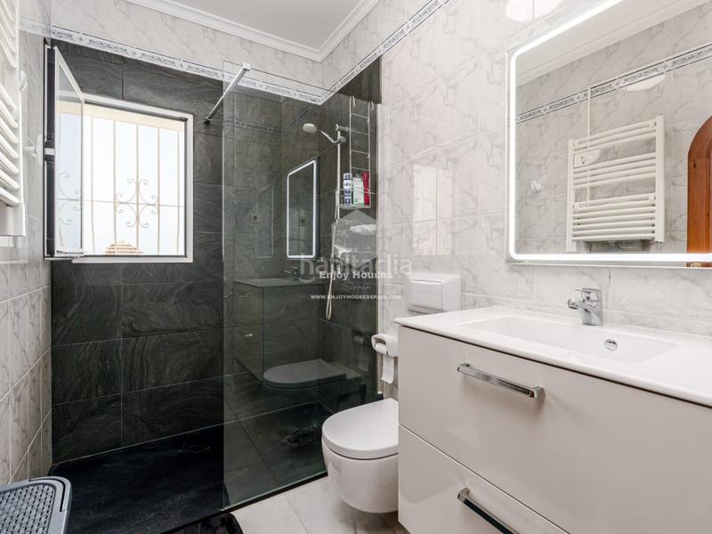 Foto 766d4667-9bf4-43b7-a49d-e514d36919f1. Casa amb piscina a Altea la vella Altea