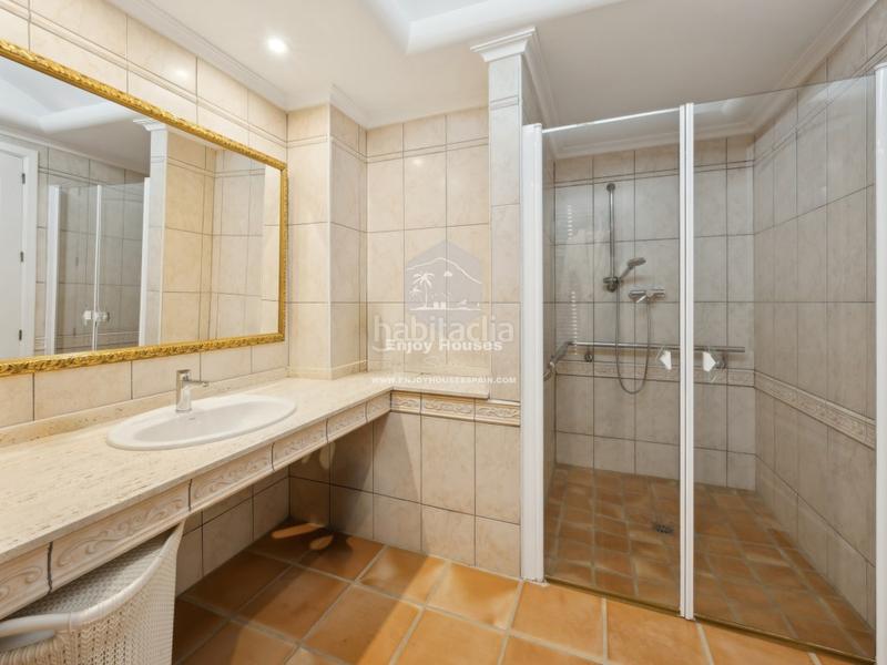 Foto 0df5ef1f-0bc5-4d37-b3d2-6e3ef36a8875. Maison avec chauffage parking piscine dans El Portet-Pla del Mar Moraira