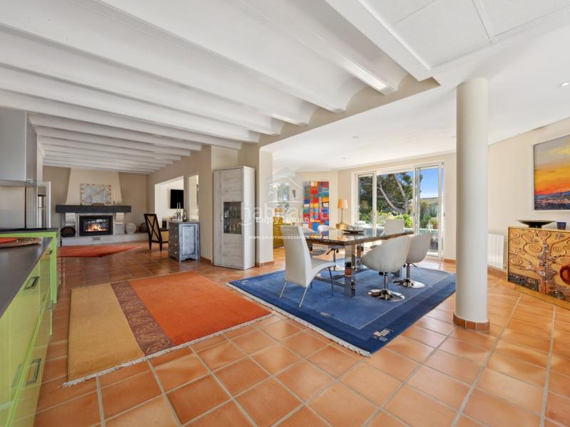 Foto 8ae6ba3d-0314-48d0-94ce-20270f9f6f9e. Maison avec chauffage parking piscine dans El Portet-Pla del Mar Moraira