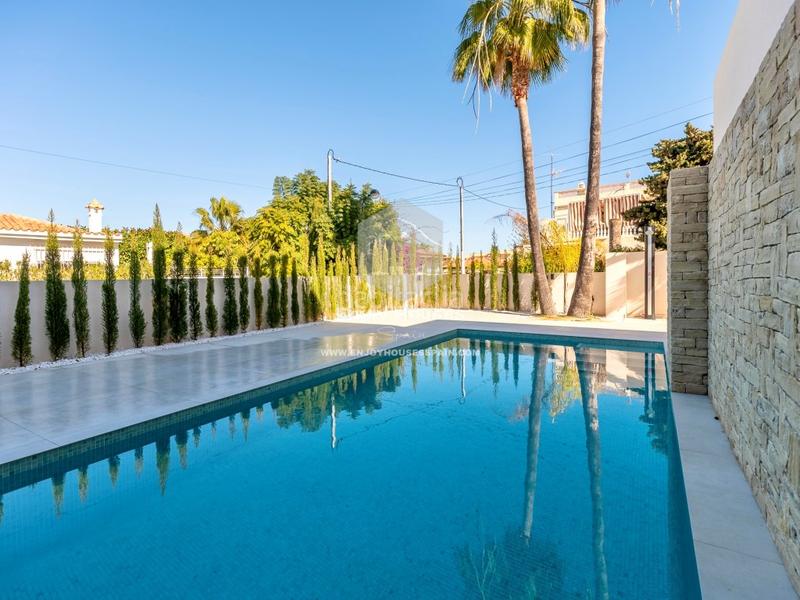 Foto 295654f2-cfd7-48ba-9242-4defeaae4349. House with parking pool in L´Albir Alfàs del Pi (l´)