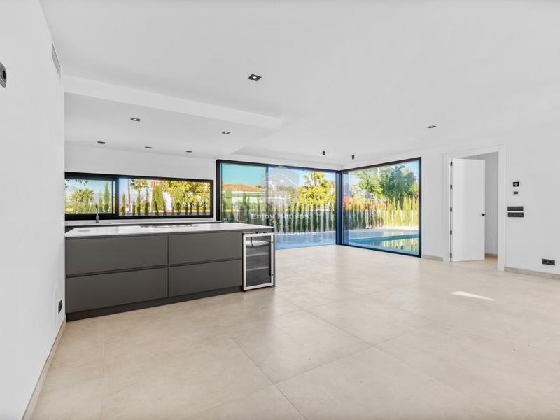 Foto 2c2d9c97-8704-4101-8167-084c3c40b1cd. House with parking pool in L´Albir Alfàs del Pi (l´)