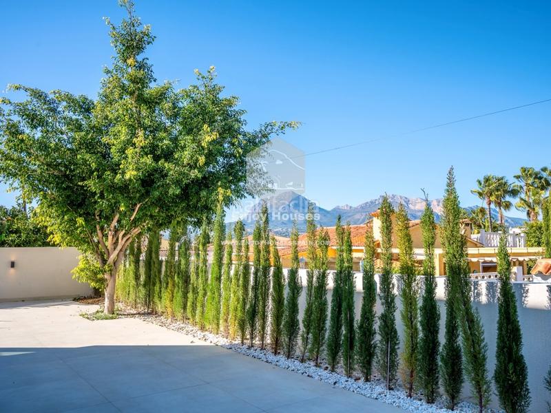 Foto 431c4553-bd2b-49a0-b49c-32211e319155. House with parking pool in L´Albir Alfàs del Pi (l´)