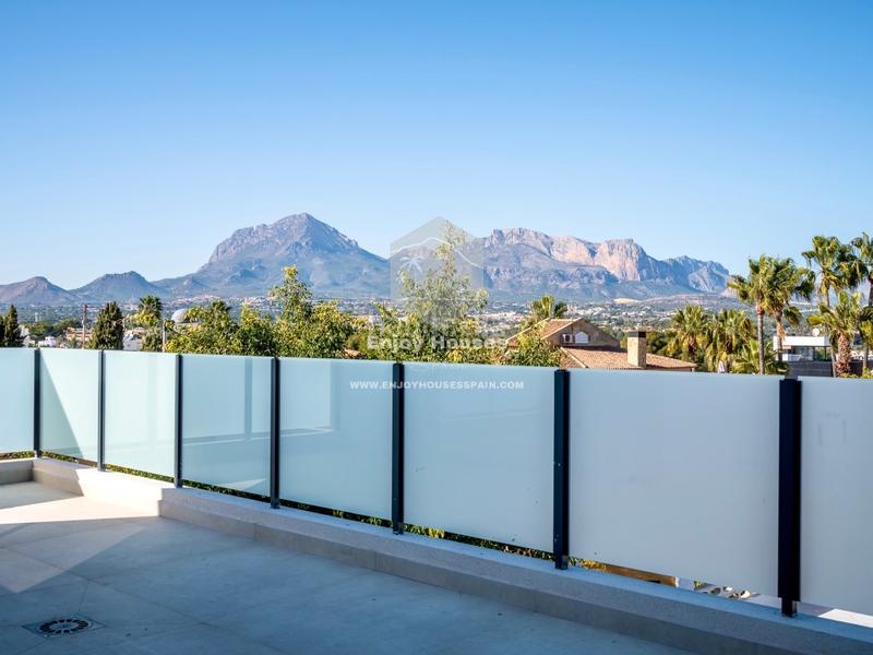 Foto 474f64c1-06e9-45eb-b61a-af9338b352b8. House with parking pool in L´Albir Alfàs del Pi (l´)