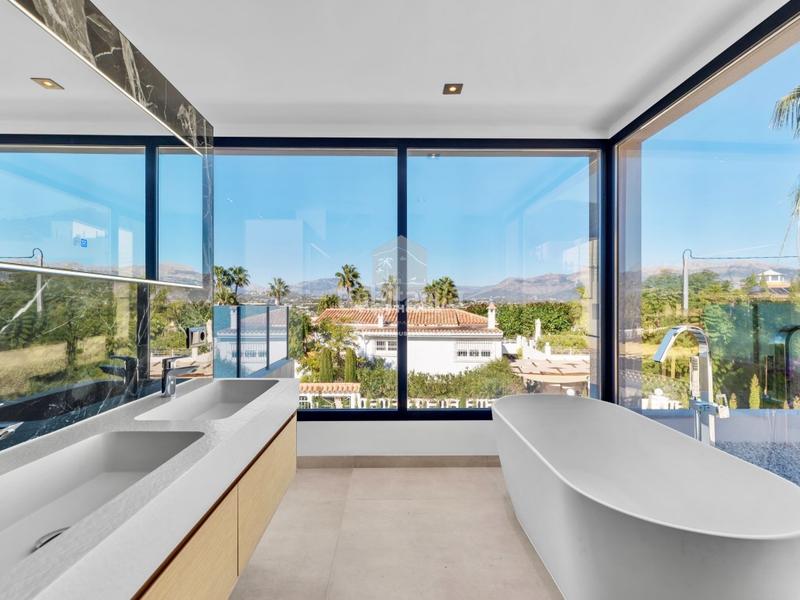 Foto 7f22e227-46f2-40fc-bc4a-e2d781533007. House with parking pool in L´Albir Alfàs del Pi (l´)