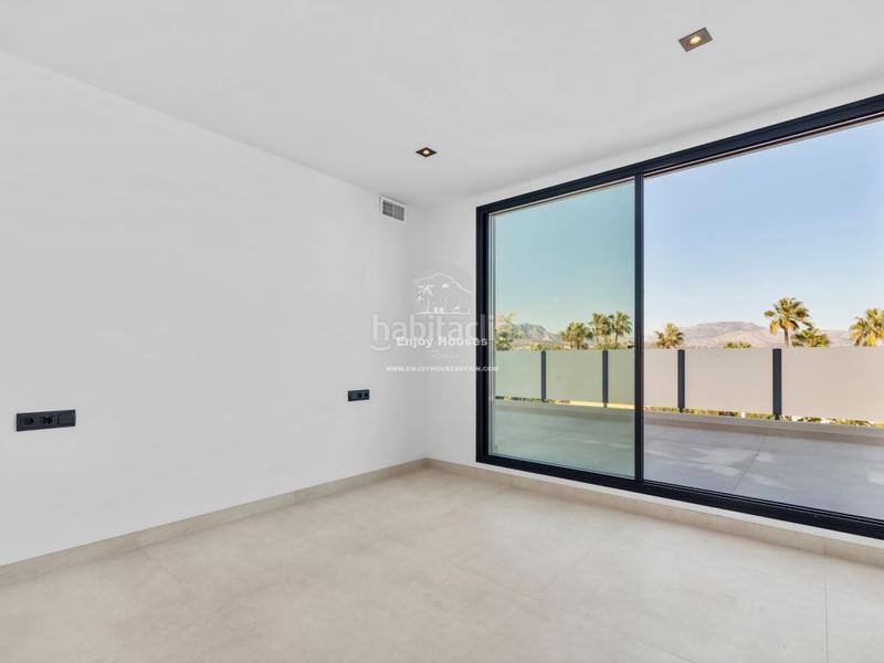 Foto 86db75a3-c3b5-4fc9-941c-ecfa563e01b9. House with parking pool in L´Albir Alfàs del Pi (l´)