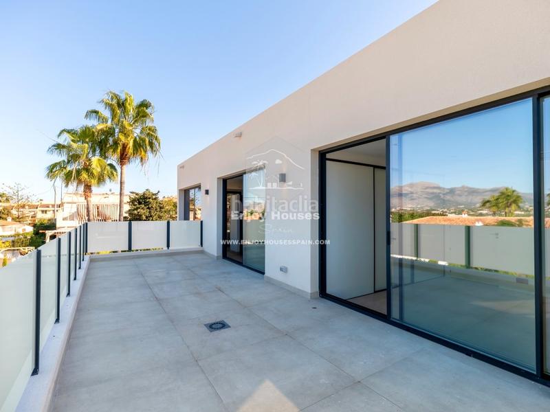 Foto 8e6b7d37-c31b-4699-bb55-160bdf504b7d. House with parking pool in L´Albir Alfàs del Pi (l´)