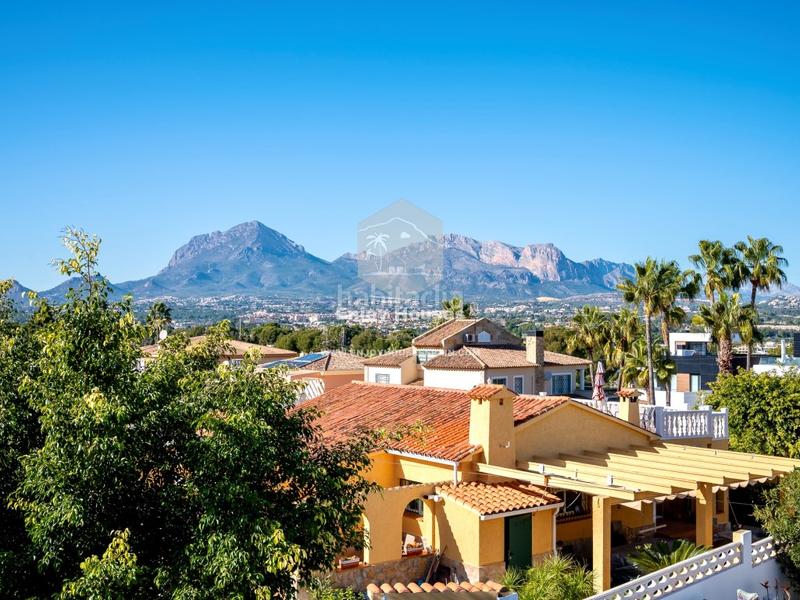 Foto e3410aa2-deb9-4384-a7b7-eccde125ae32. House with parking pool in L´Albir Alfàs del Pi (l´)