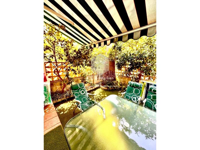 Foto 42dadbe8-91e1-42d9-a6bc-7377425dd6c0. Reihenhaus in Poblets (els)