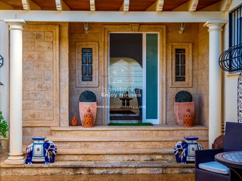 Foto 5ade417d-9da2-4274-97e9-f031ca621c78. Casa con riscaldamento parcheggio piscina in Pueblo-Ubanizaciones Alfàs del Pi (l´)