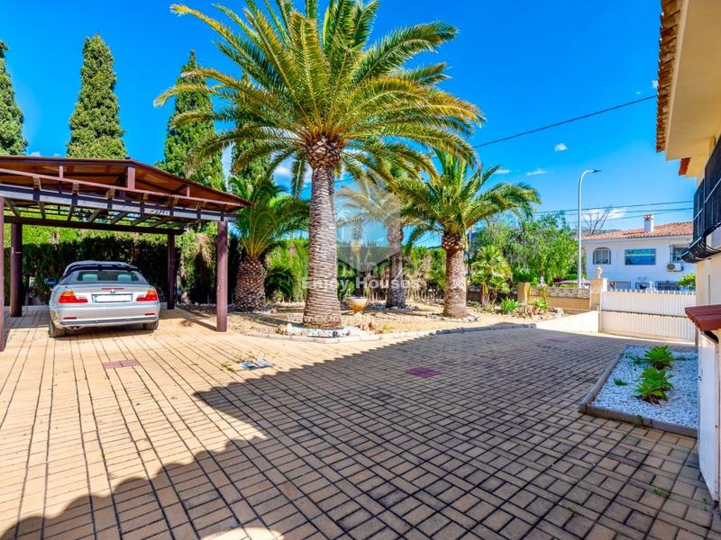 Foto 80f4318e-51ac-4e78-a22b-4d0c61e02386. Casa con riscaldamento parcheggio piscina in Pueblo-Ubanizaciones Alfàs del Pi (l´)