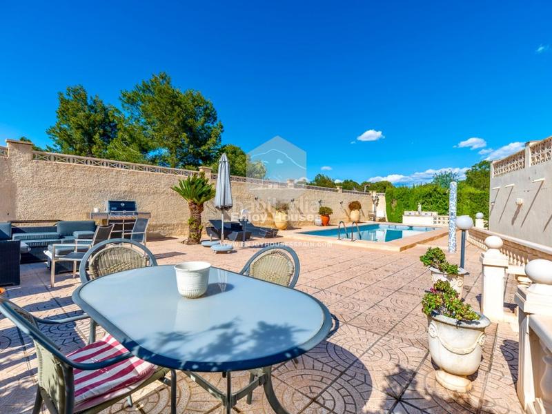 Foto b1c52e43-9152-4c22-813d-52bffa7ee9da. Casa con riscaldamento parcheggio piscina in Pueblo-Ubanizaciones Alfàs del Pi (l´)