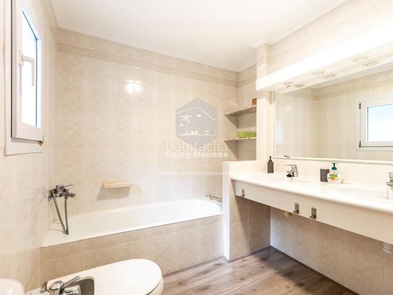 Foto 61912bdf-ec52-4d41-8a6e-8af1ac3eed8c. Casa amb piscina a Portichol-Balcón al Mar Xàbia