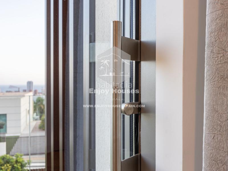 Foto 1a863679-083e-450d-a231-b50bda59b103. Casa a Golf Bahía Finestrat