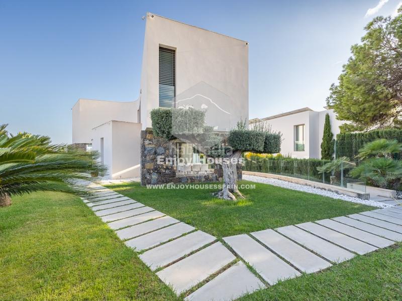 Foto 1ba86411-b6bc-4202-abed-0d49f03c97d1. Casa a Golf Bahía Finestrat