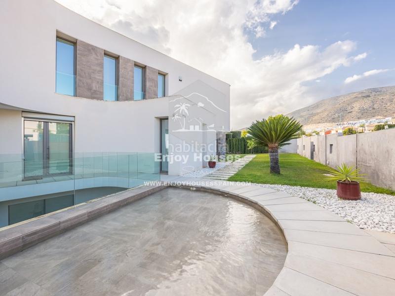 Foto a9b19106-6dc0-4daa-9989-d2dfdd298c5a. Casa a Golf Bahía Finestrat