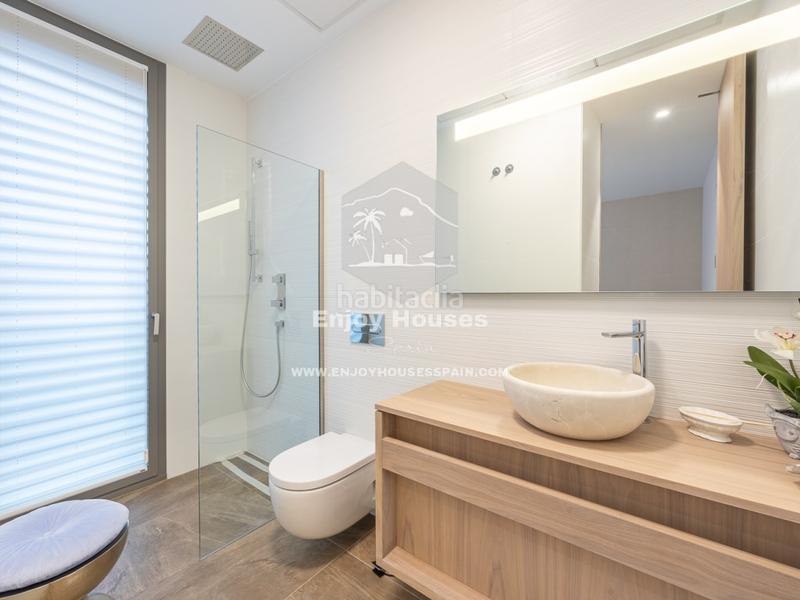 Foto c9ae0784-6332-4d63-bf06-2aefb60c9b8d. Casa a Golf Bahía Finestrat