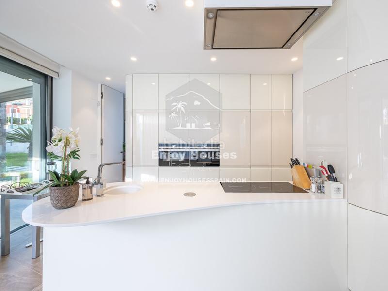 Foto e2515554-73ca-48f9-b3e6-d2234ca07e70. Casa a Golf Bahía Finestrat