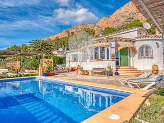 Maison à Montgó - Ermita. Chalet totalmente reformado en el montgó de jávea con vistas ori