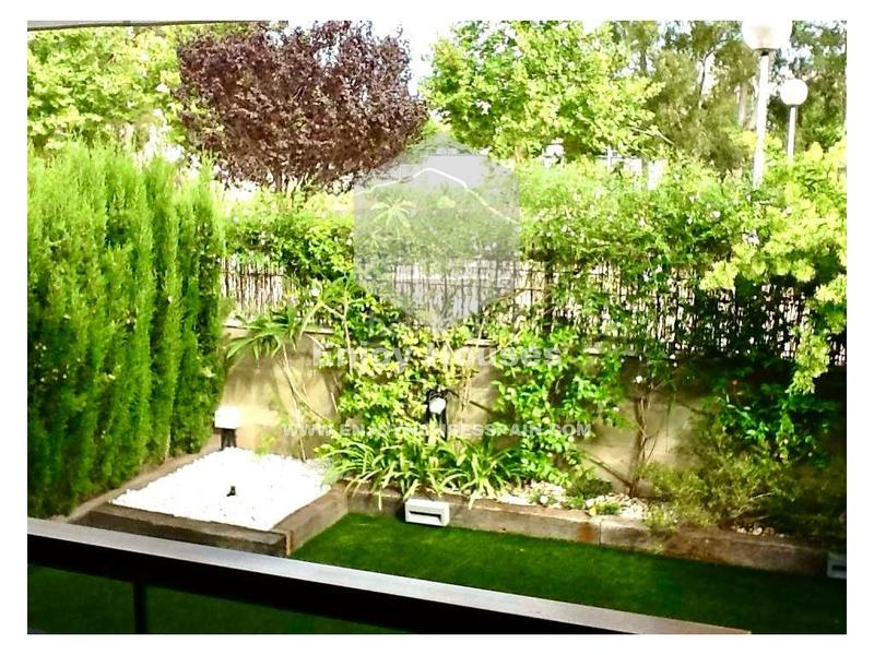 Foto 034175b5-e654-4551-accb-355e0469663b. Casa adossada amb aparcament piscina a Centro Ciudad Xàbia