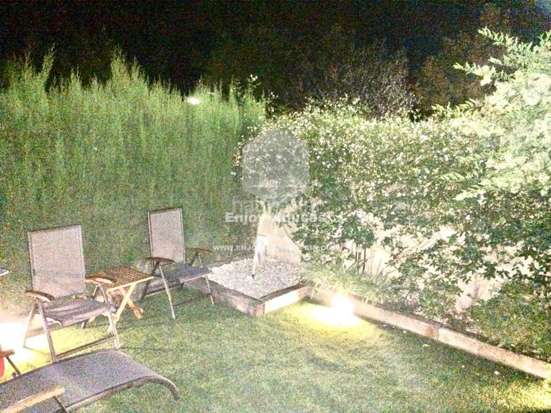 Foto 875f871e-ce9b-4b11-953d-62af29913586. Casa adossada amb aparcament piscina a Centro Ciudad Xàbia