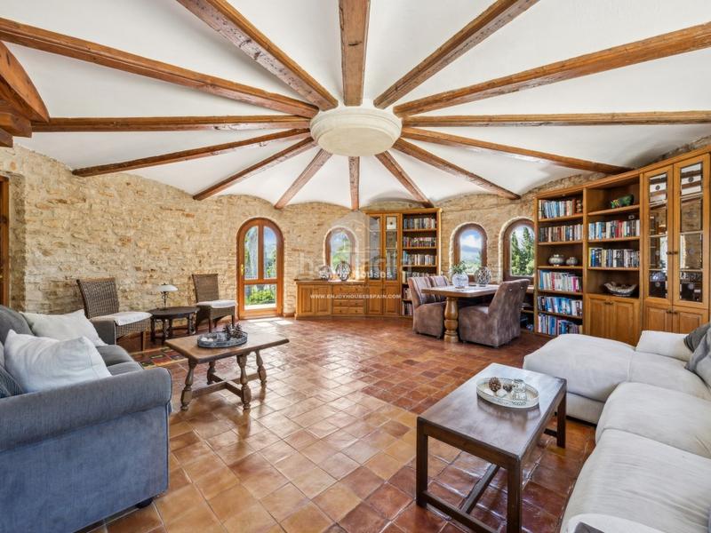 Foto a6a86e03-8beb-479d-badb-6315f2f0a0f9. Casa amb calefacció aparcament piscina a Partida Tosal - Zona dels Castellans Xàbia