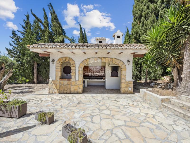 Foto f6cbeccd-dae1-43e3-bf10-8c93aaf90ce7. Casa amb calefacció aparcament piscina a Partida Tosal - Zona dels Castellans Xàbia