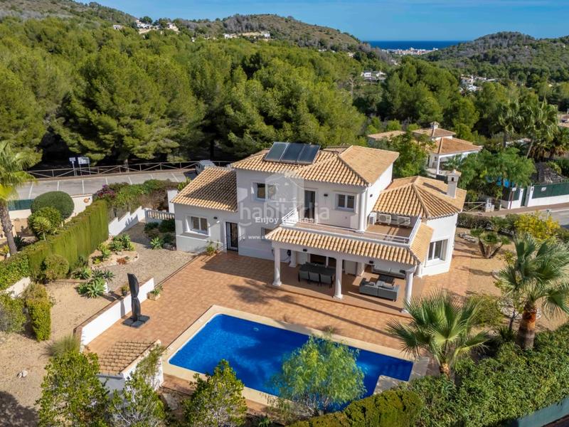 Foto baed236c-549a-4bd8-ae35-22b718433f5e. Maison dans Partida Comunes-Adsubia Xàbia