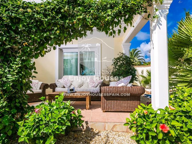 Foto 3bb9dfed-2c0d-483c-8a63-153f271c3176. Casa amb calefacció aparcament a Portichol-Balcón al Mar Xàbia