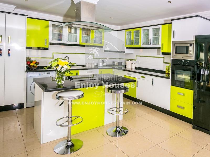 Foto 5c43700f-df1d-428f-8f99-e2b7471141f6. Casa amb calefacció aparcament a Portichol-Balcón al Mar Xàbia