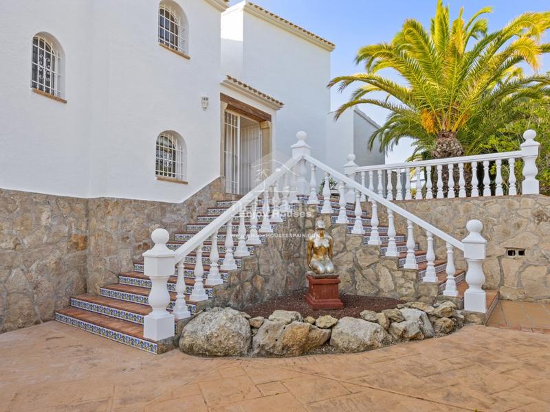 Foto 8975483d-5915-4448-b5e8-7735b329c5f4. Casa con parcheggio piscina in Centro Poble Nou de Benitatxell (el)