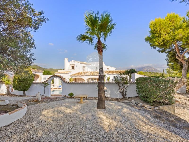 Foto 98295d9e-f37c-4e50-89e4-c11ee9f2f918. Casa con parcheggio piscina in Centro Poble Nou de Benitatxell (el)