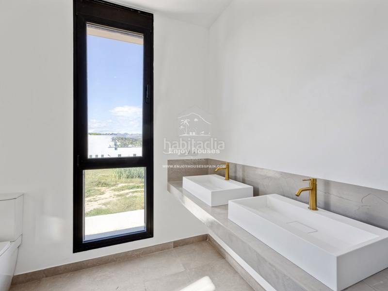 Foto 35091923-e383-4465-87c7-36b6a07e55a7. Casa amb aparcament piscina a Partida Comunes-Adsubia Xàbia