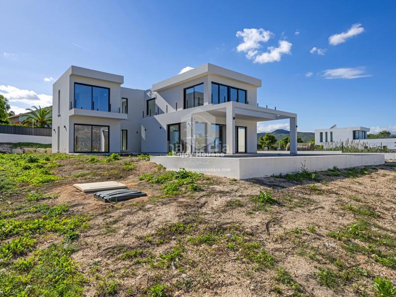 Foto 6c8905b9-606c-4421-9a2c-55c2d75d6dd3. Casa amb aparcament piscina a Partida Comunes-Adsubia Xàbia