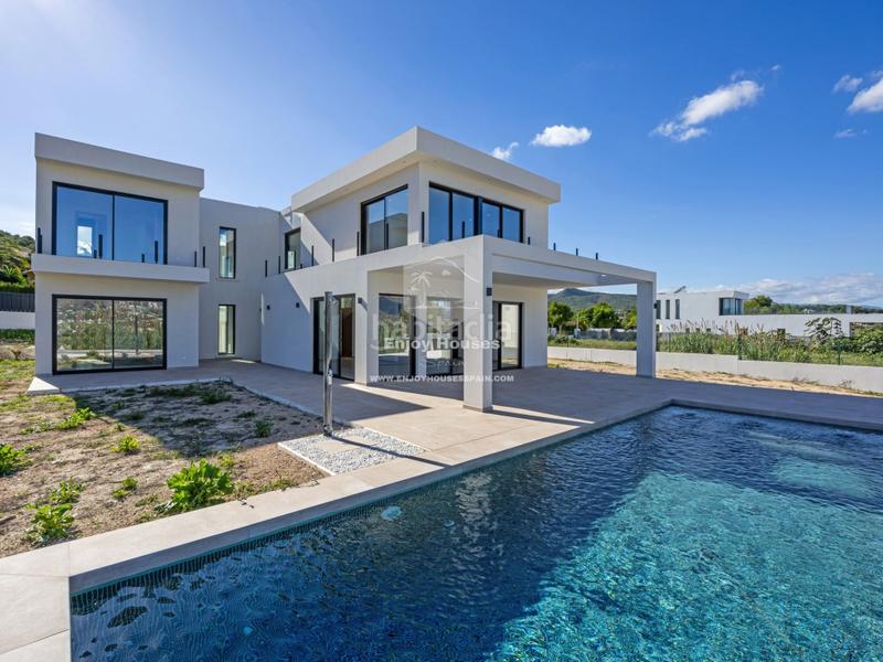 Foto ecbaeeb4-4550-4910-ba22-bb5063c9210d. Casa amb aparcament piscina a Partida Comunes-Adsubia Xàbia