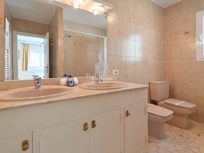 Foto 3914287d-9d74-434f-af3a-c80fad48bc79. Maison avec piscine dans Montgó - Ermita Xàbia