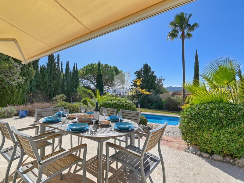 Foto 6f79d7d8-9f5e-4a95-a3ba-c66c857c506a. Maison avec piscine dans Montgó - Ermita Xàbia