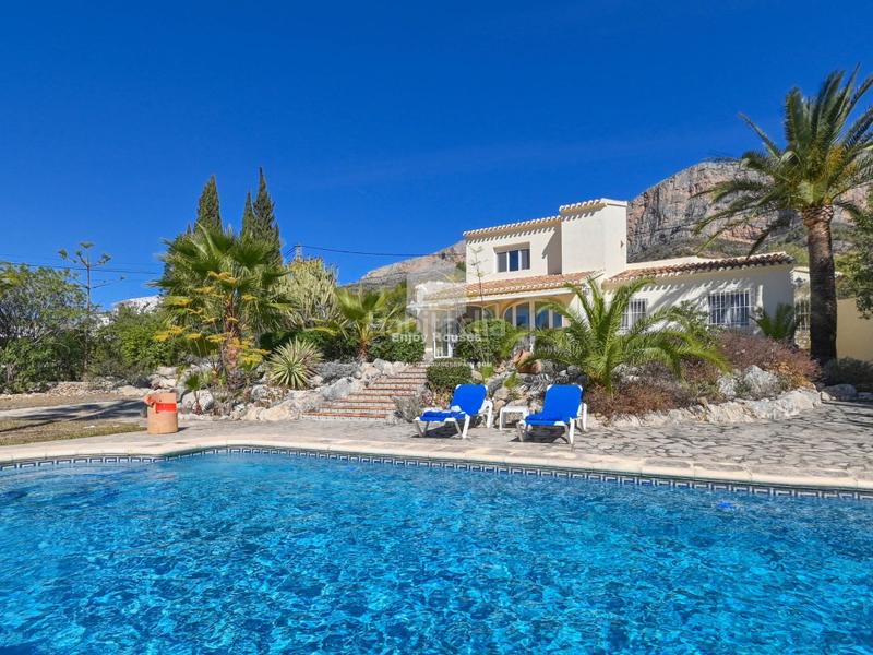 Foto ca3b5506-53ba-4c4c-8a0e-622ea9555b06. Maison avec piscine dans Montgó - Ermita Xàbia