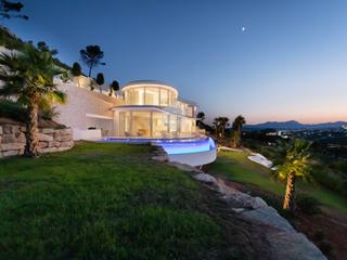 Casa  Carrer jan vermeer, 38. Villa olympia  casa de lujo con vistas al mar en jávea