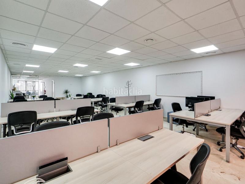Foto 35e456d9-8a1f-4bd8-ba6c-7162465f2e1a. Lloguer oficina a Poblenou Barcelona