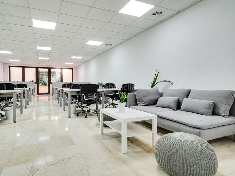 Foto 093f5d19-90b9-43e1-b4e7-93d661f58b9f. Rent office space in Poblenou Barcelona