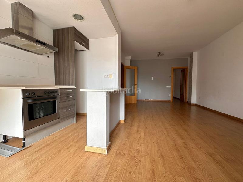 Foto 08a5fa6e-3114-4981-98ca-4a5b5750f03b. Piso  en venta en llefia en La Salut Badalona