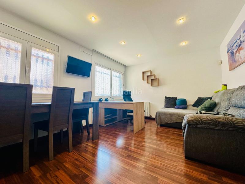 Foto f22ff940-4a52-4f67-ba62-2f8c556e2f7f. Dúplex duplex en venta en Sant Crist en Sant Crist Badalona