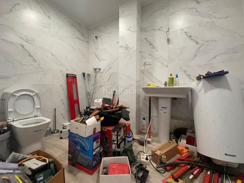 Foto 2d09f6ae-82d1-4acc-a965-b1c75a3978fb. Rent industrial building in Montigalà Badalona