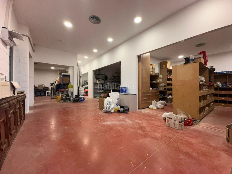 Foto cb478813-fb2c-4e0c-9d37-e5fbb86e7b4e. Rent industrial building in Montigalà Badalona