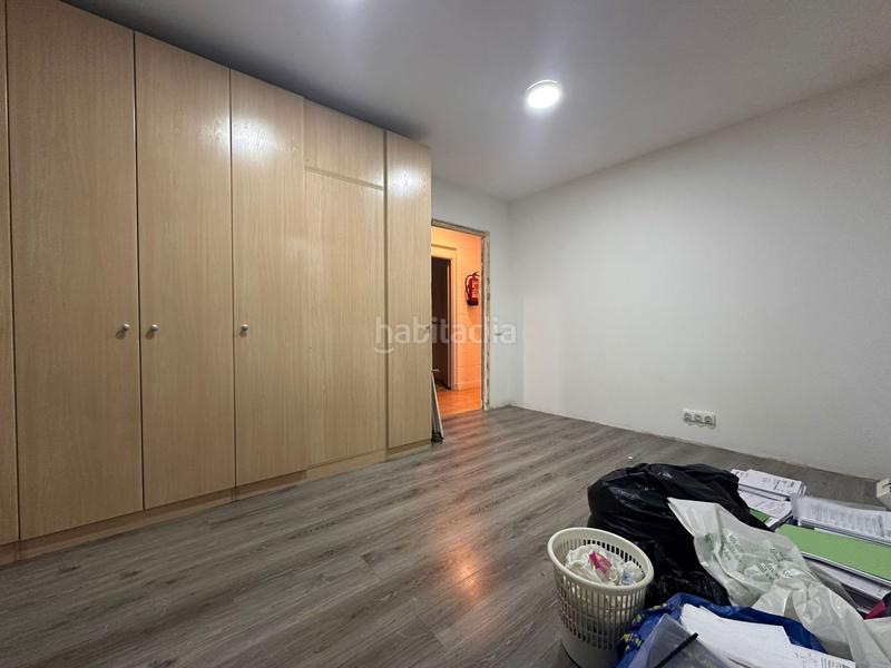 Foto d1cc4c00-5c57-420c-8beb-e7f396c20216. Rent industrial building in Montigalà Badalona