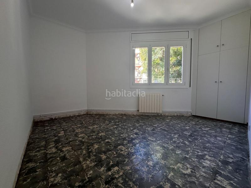 Foto 2c0334ef-0430-4c18-b58e-fd8221f300f5. Casa amb calefacció a La Florida Hospitalet de Llobregat (L´)