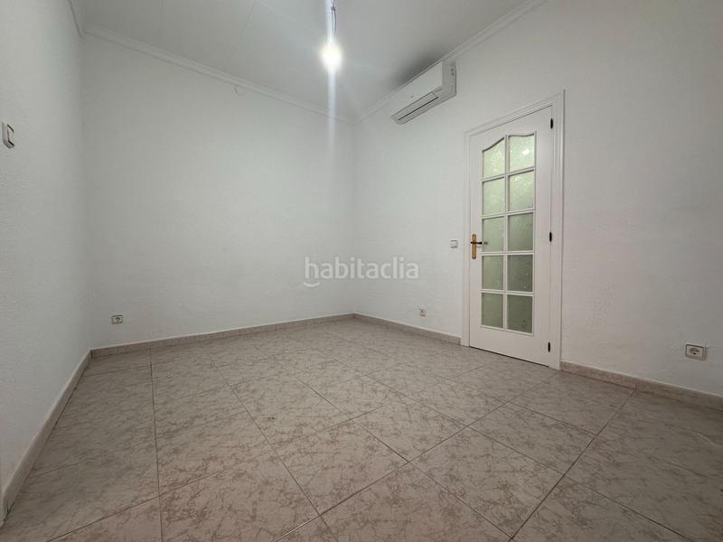 Foto 47a8dcd9-6ccd-4710-978d-ad2f1970b7c1. Casa amb calefacció a La Florida Hospitalet de Llobregat (L´)