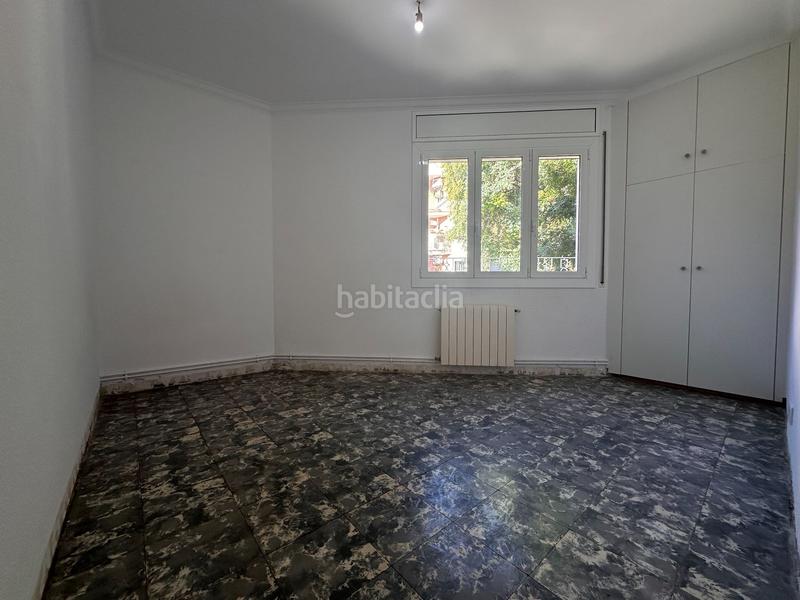 Foto 4c7898dc-f20b-46f1-8b07-5d04b728a4f8. Casa amb calefacció a La Florida Hospitalet de Llobregat (L´)