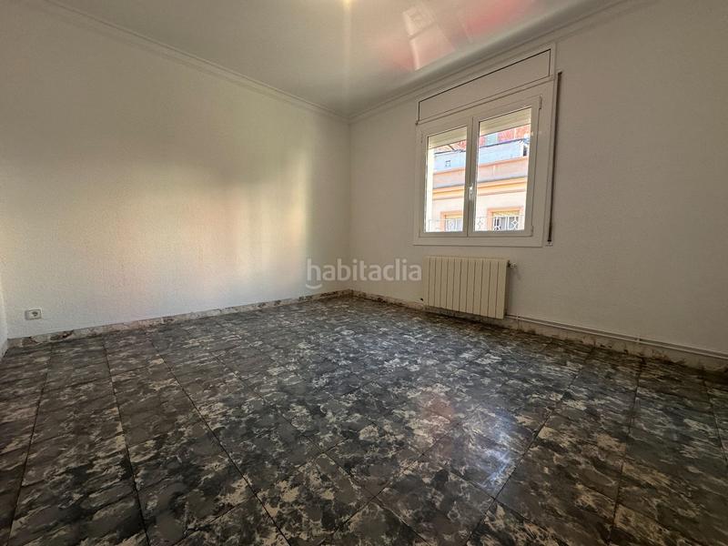 Foto 5742a3d1-6cd1-4a9b-b5e2-e2a81b766671. Casa amb calefacció a La Florida Hospitalet de Llobregat (L´)