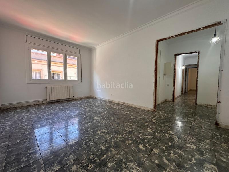 Foto 7951d82d-393d-4f4e-a86e-74b97e335bb2. Casa amb calefacció a La Florida Hospitalet de Llobregat (L´)